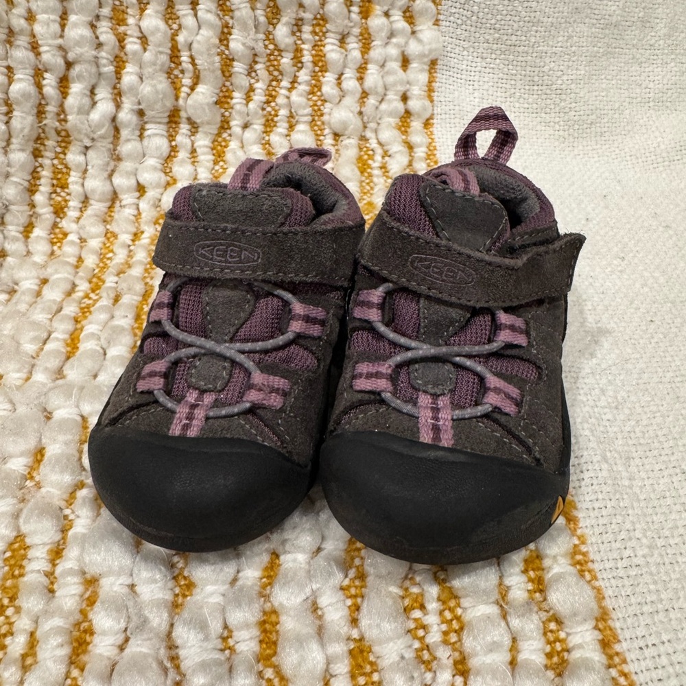 Keen Kids' Brown and Pink‎ Shoes US Size 4